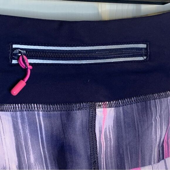 Lululemon Run Speed Mirage Deep Indigo Black Naked Seam Shorts Size 6 - Picture 6 of 11